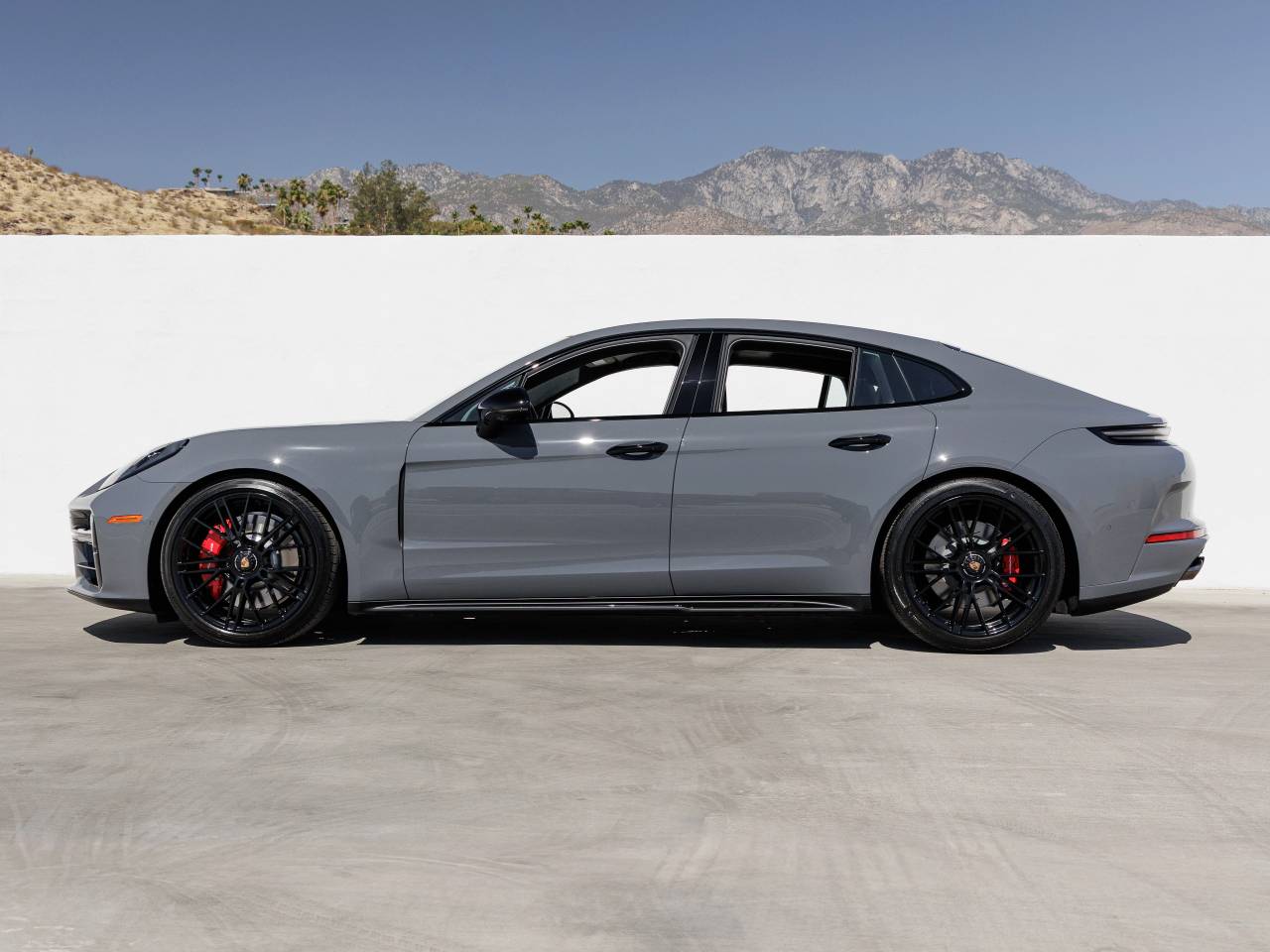 2026 Porsche Panamera Panamera GTS