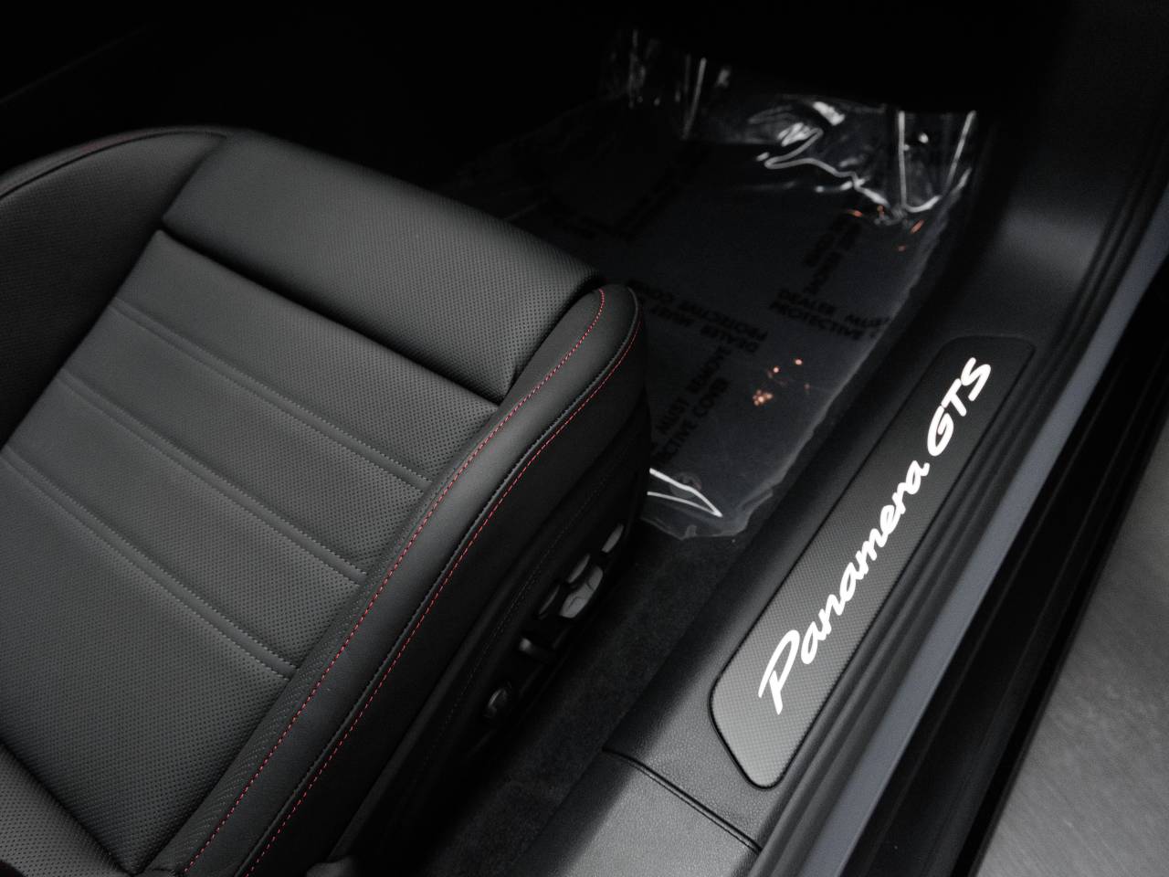 2026 Porsche Panamera Panamera GTS