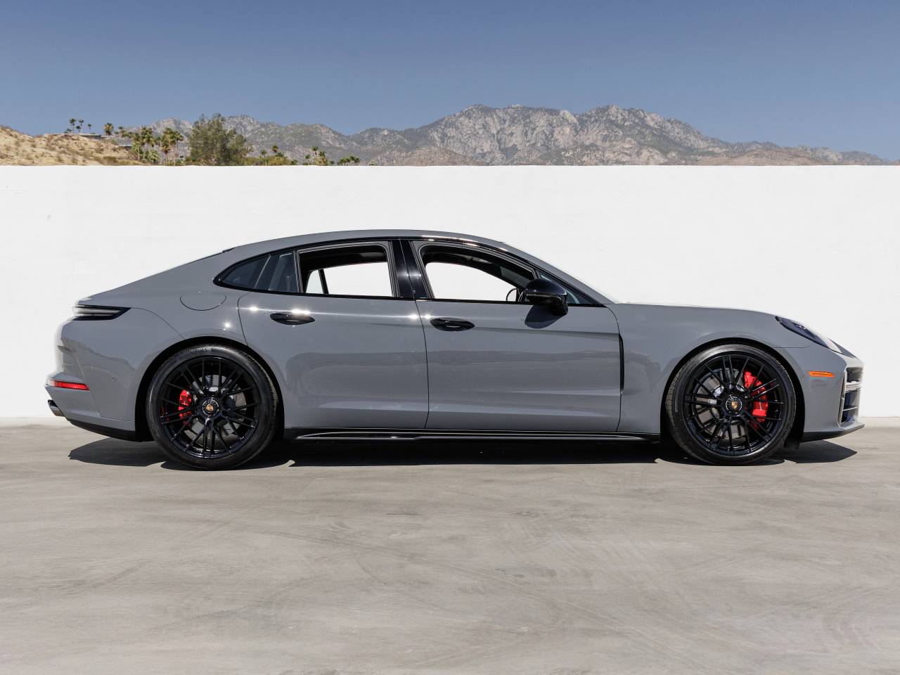2026 Porsche Panamera Panamera GTS