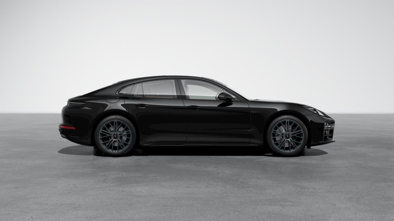 2026 Porsche Panamera Panamera GTS