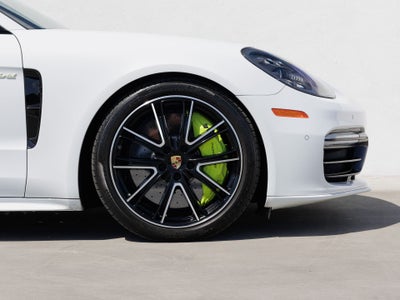 2018 Porsche Panamera Panamera Turbo S E-Hybrid
