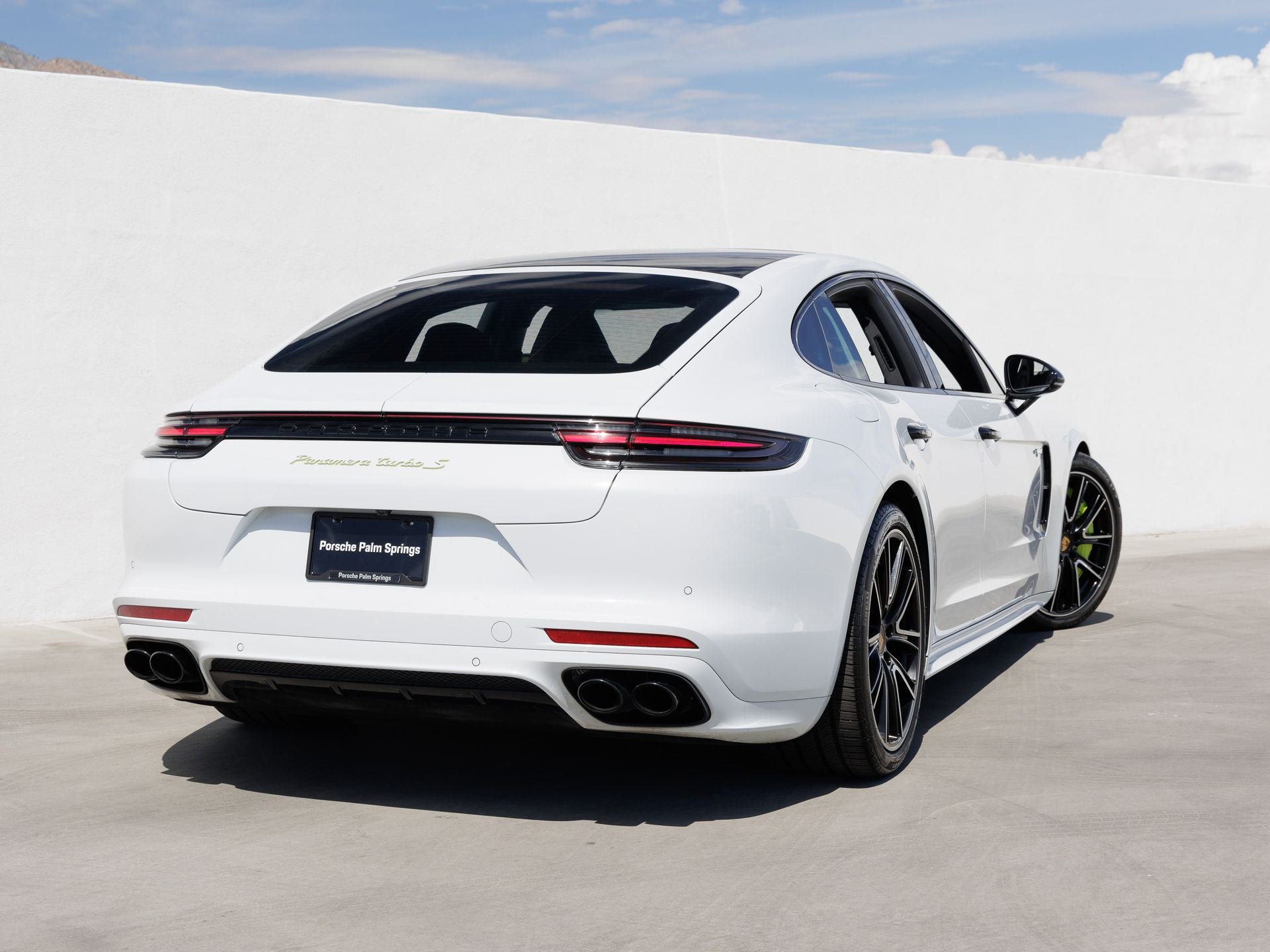 2018 Porsche Panamera Panamera Turbo S E-Hybrid