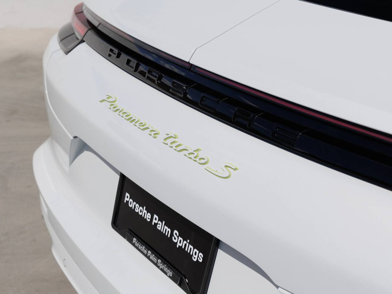 2018 Porsche Panamera Panamera Turbo S E-Hybrid