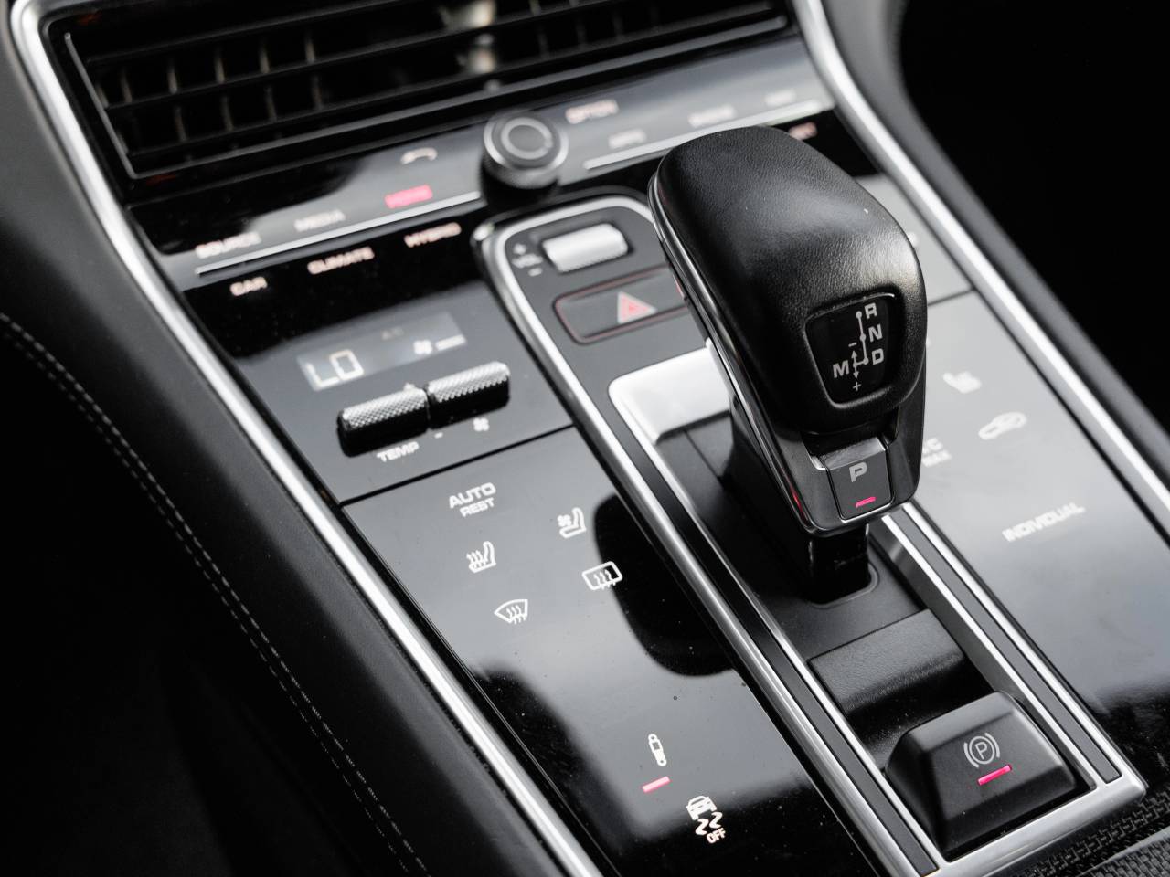 2018 Porsche Panamera Panamera Turbo S E-Hybrid