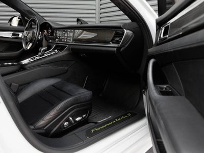 2018 Porsche Panamera Panamera Turbo S E-Hybrid