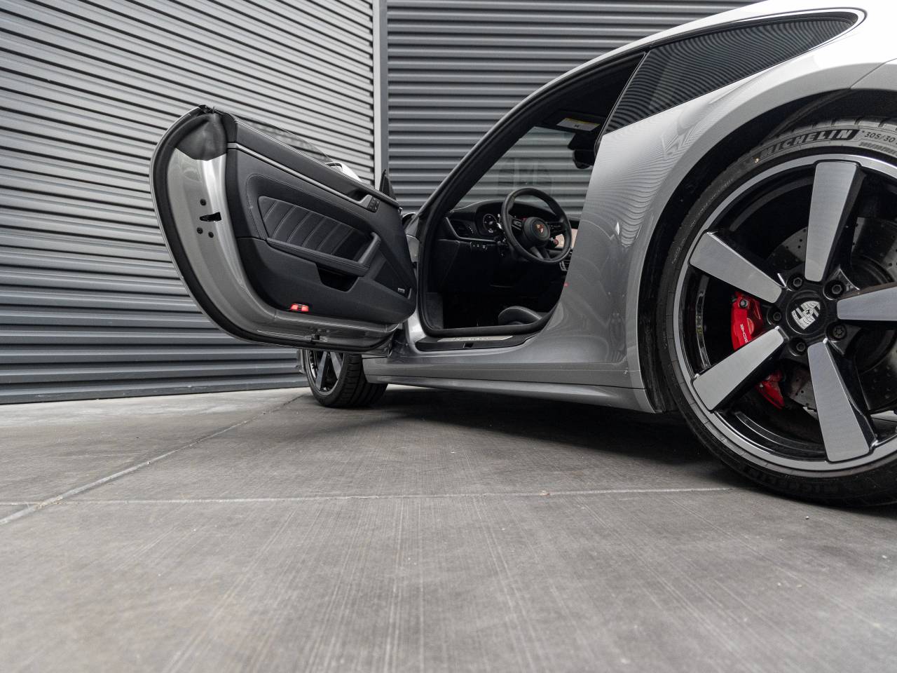 2025 Porsche 911 Carrera S