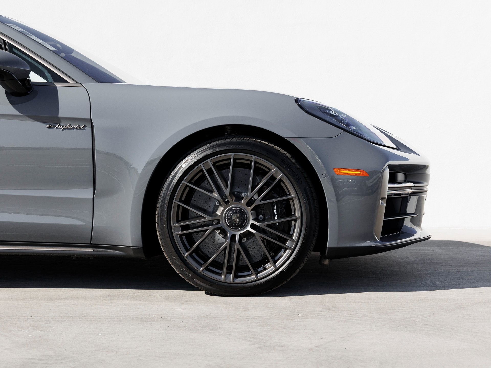 2026 Porsche Panamera Panamera Turbo S E-Hybrid