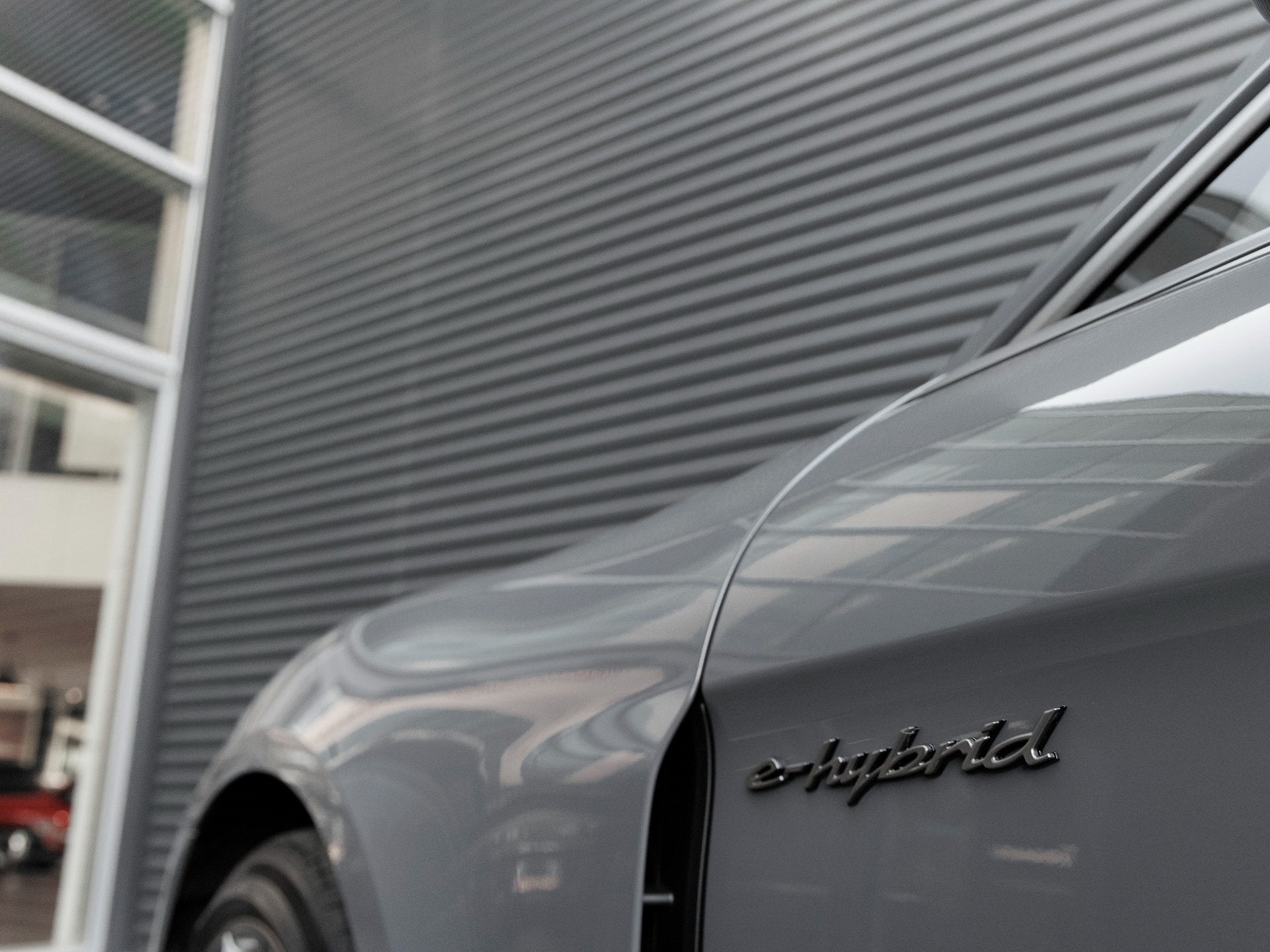 2026 Porsche Panamera Panamera Turbo S E-Hybrid