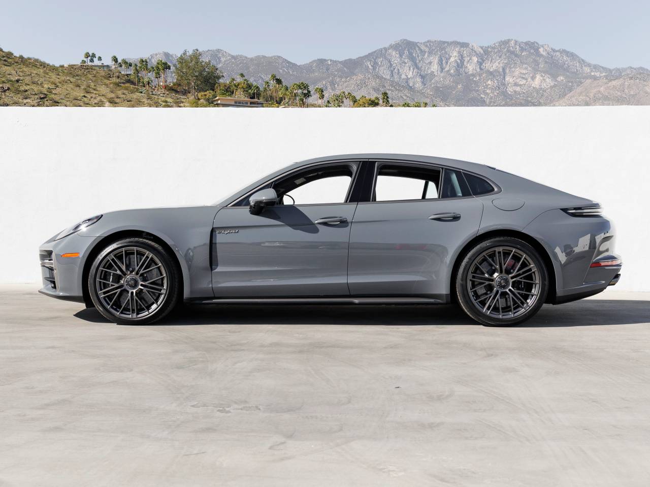 2026 Porsche Panamera Panamera Turbo S E-Hybrid