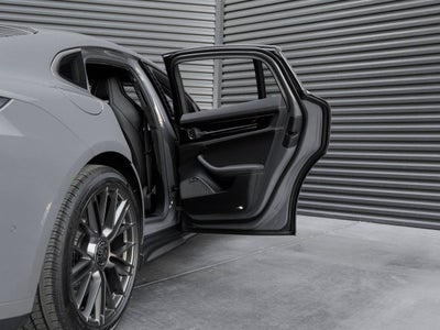 2026 Porsche Panamera Panamera Turbo S E-Hybrid