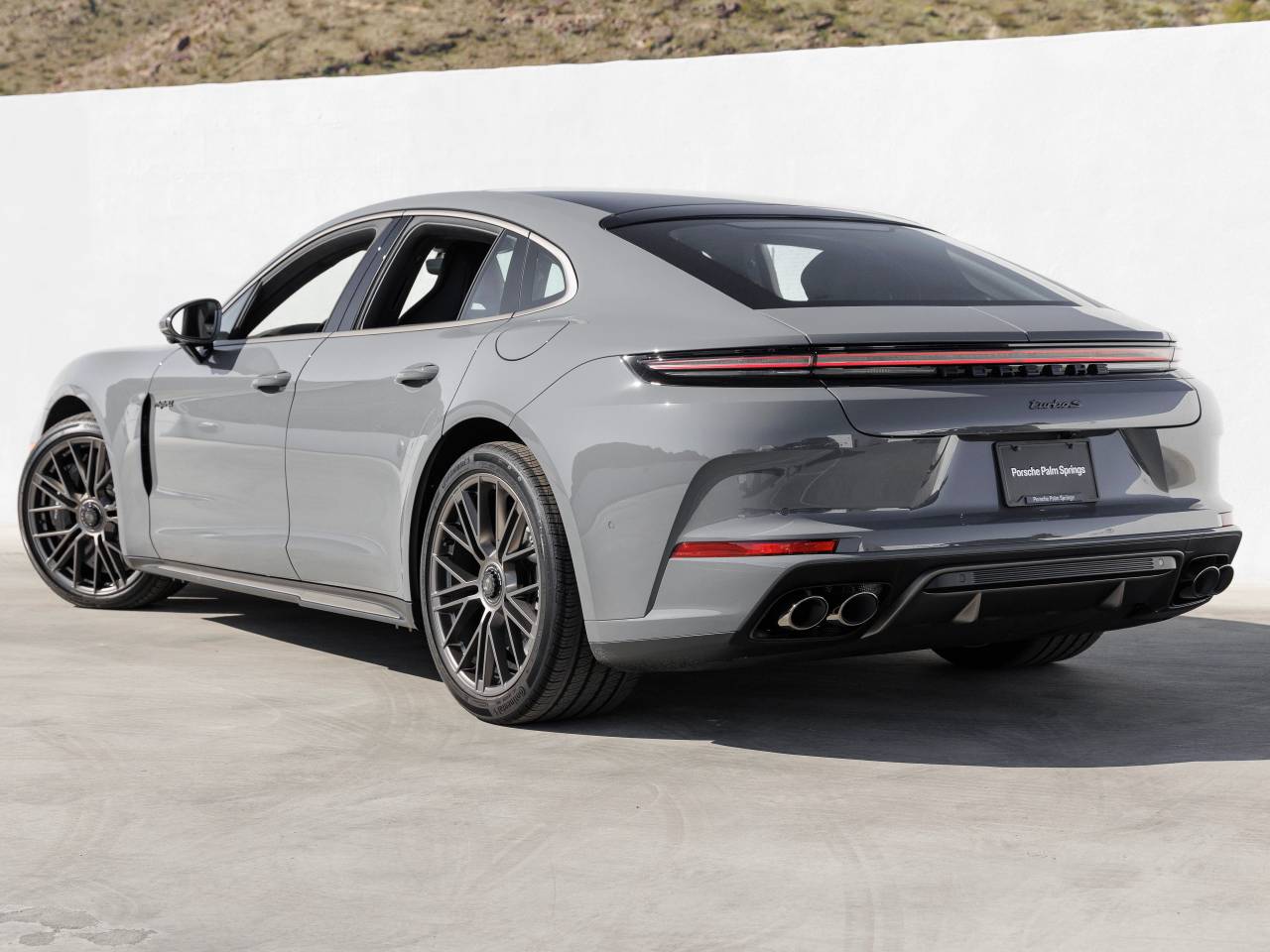 2026 Porsche Panamera Panamera Turbo S E-Hybrid