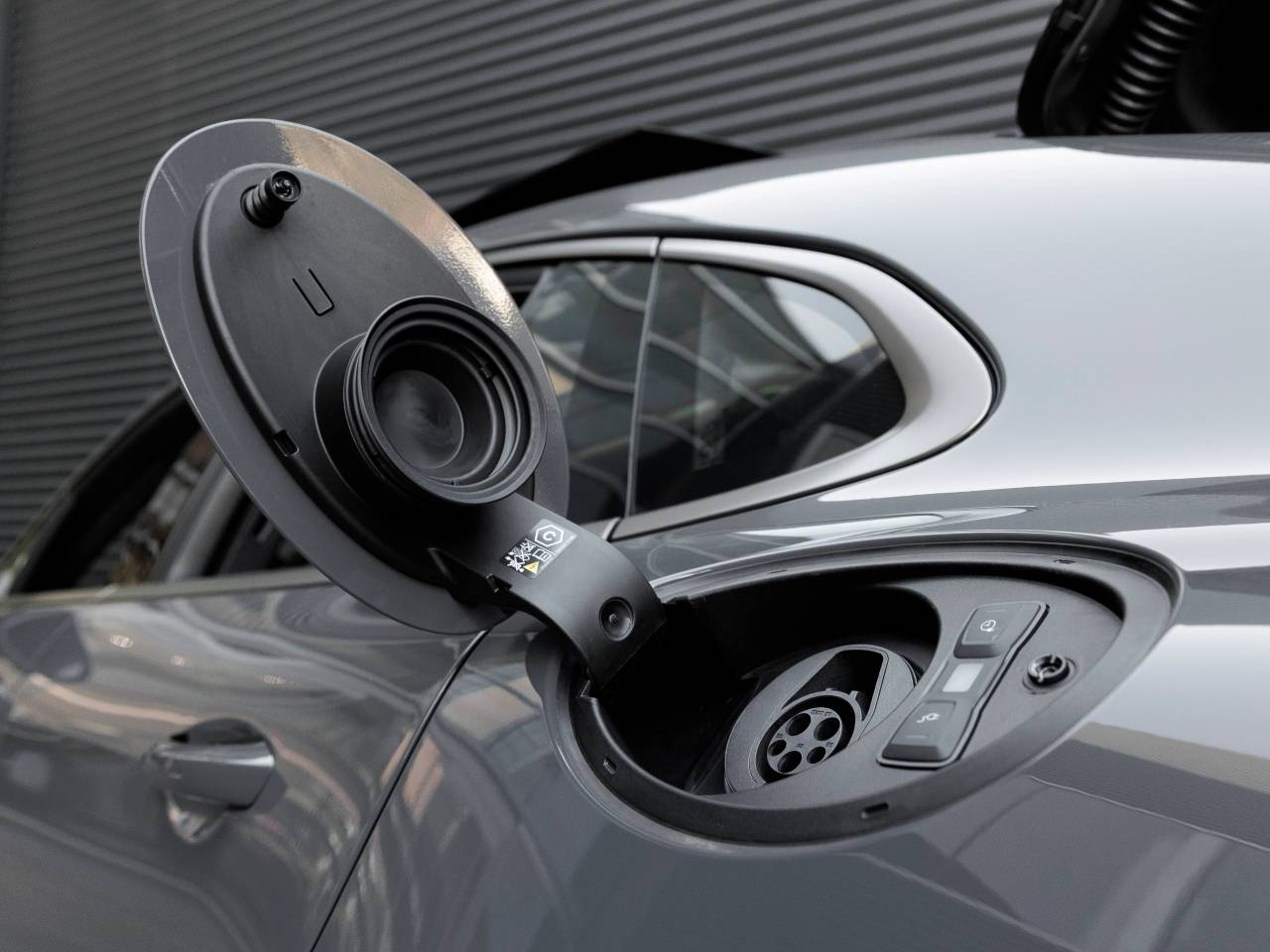 2026 Porsche Panamera Panamera Turbo S E-Hybrid