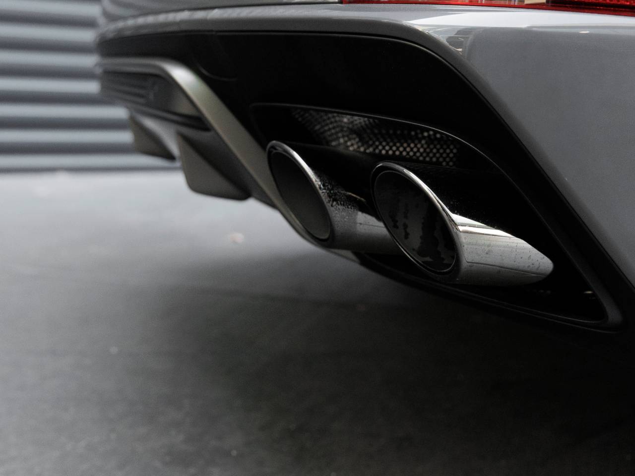 2026 Porsche Panamera Panamera Turbo S E-Hybrid