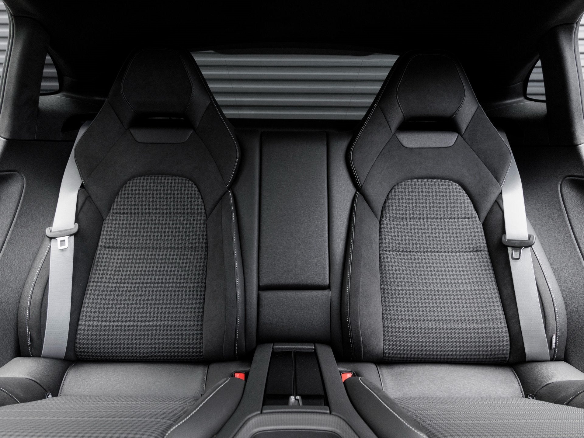 2025 Porsche Panamera Panamera Turbo S E-Hybrid