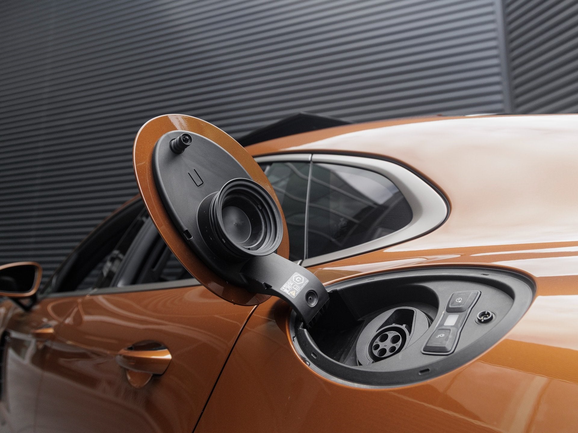 2025 Porsche Panamera Panamera Turbo S E-Hybrid