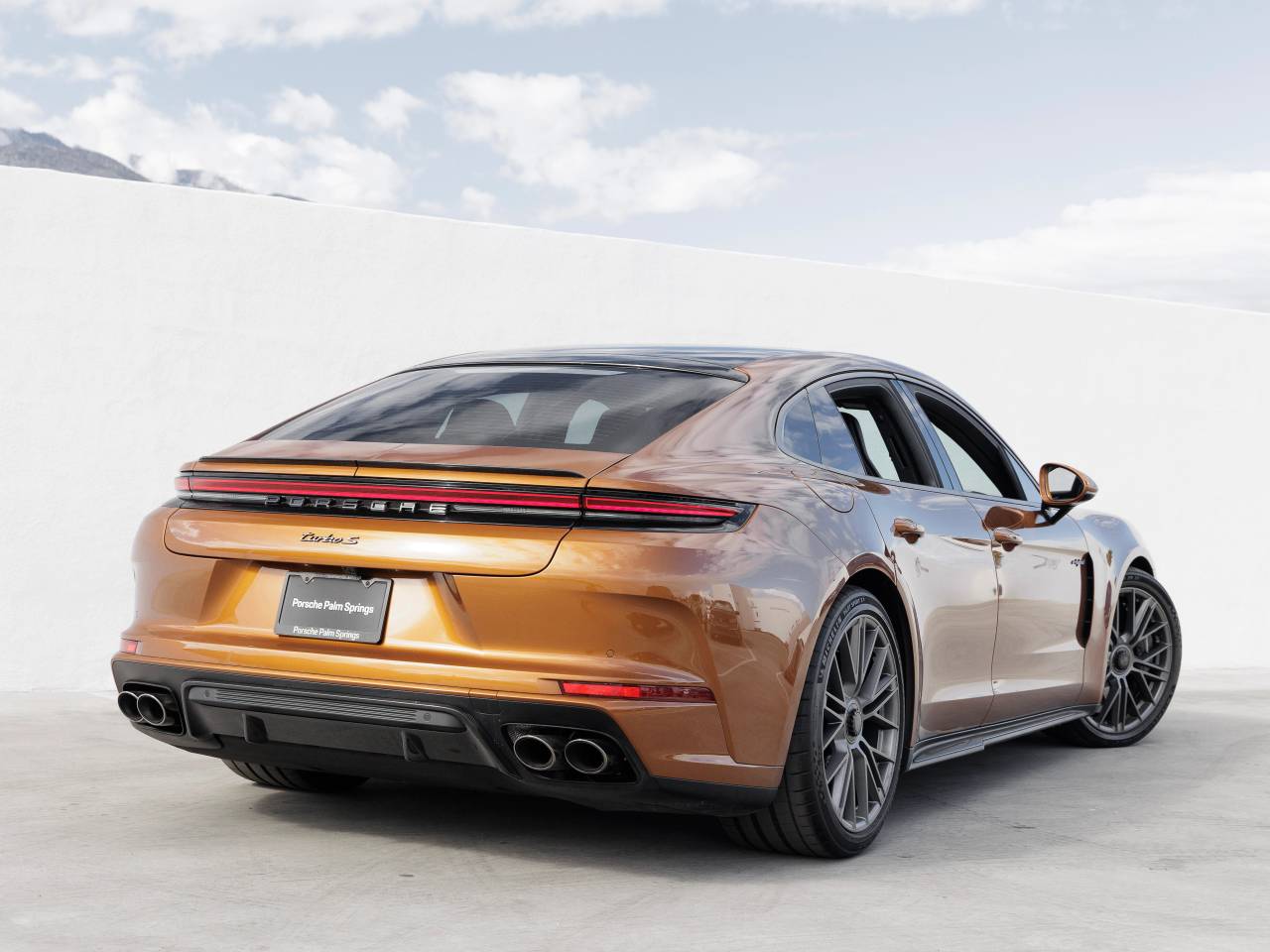 2025 Porsche Panamera Panamera Turbo S E-Hybrid