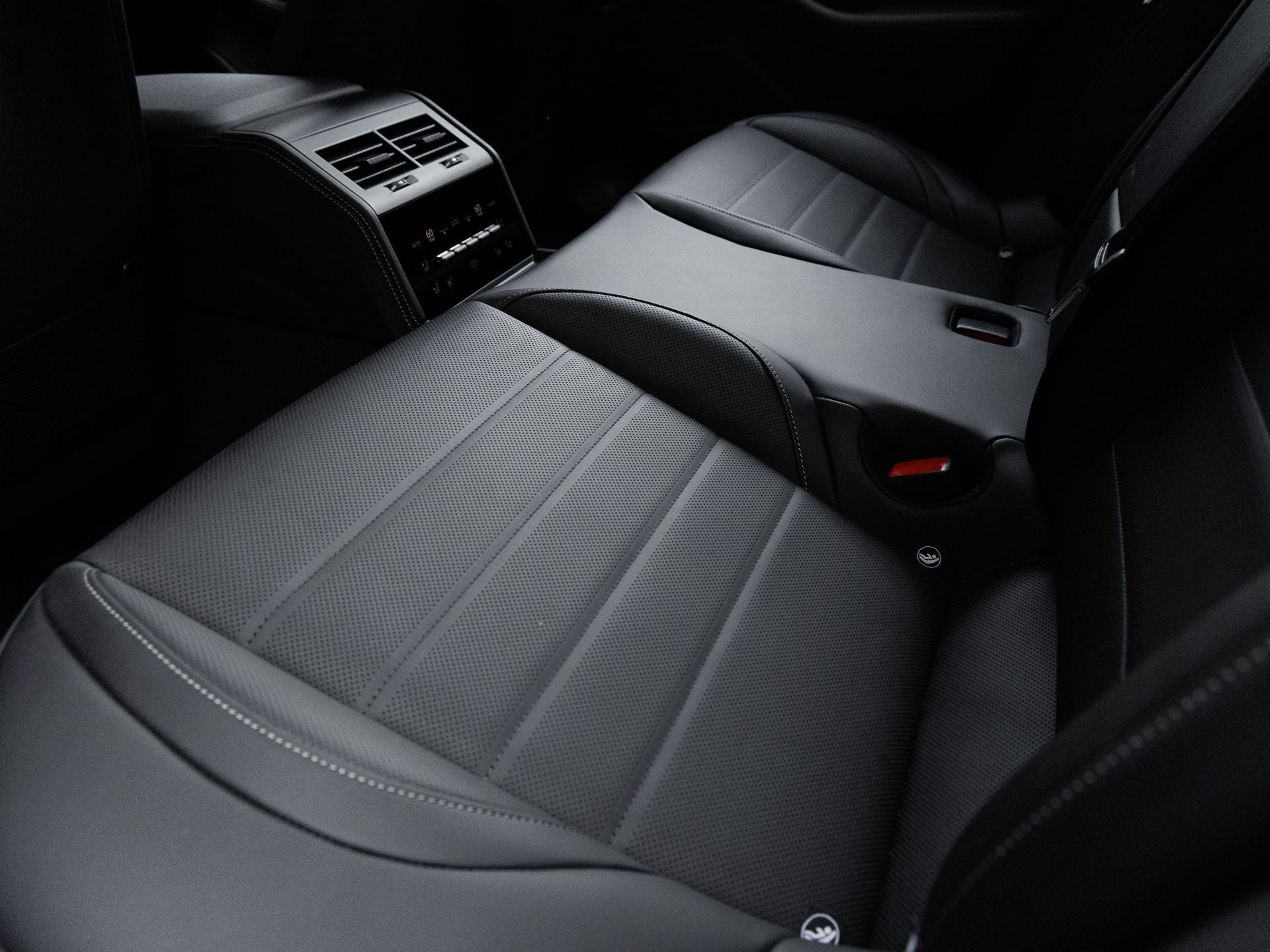 2026 Porsche Panamera Turbo S E-Hybrid