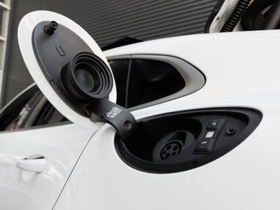 2026 Porsche Panamera Turbo S E-Hybrid