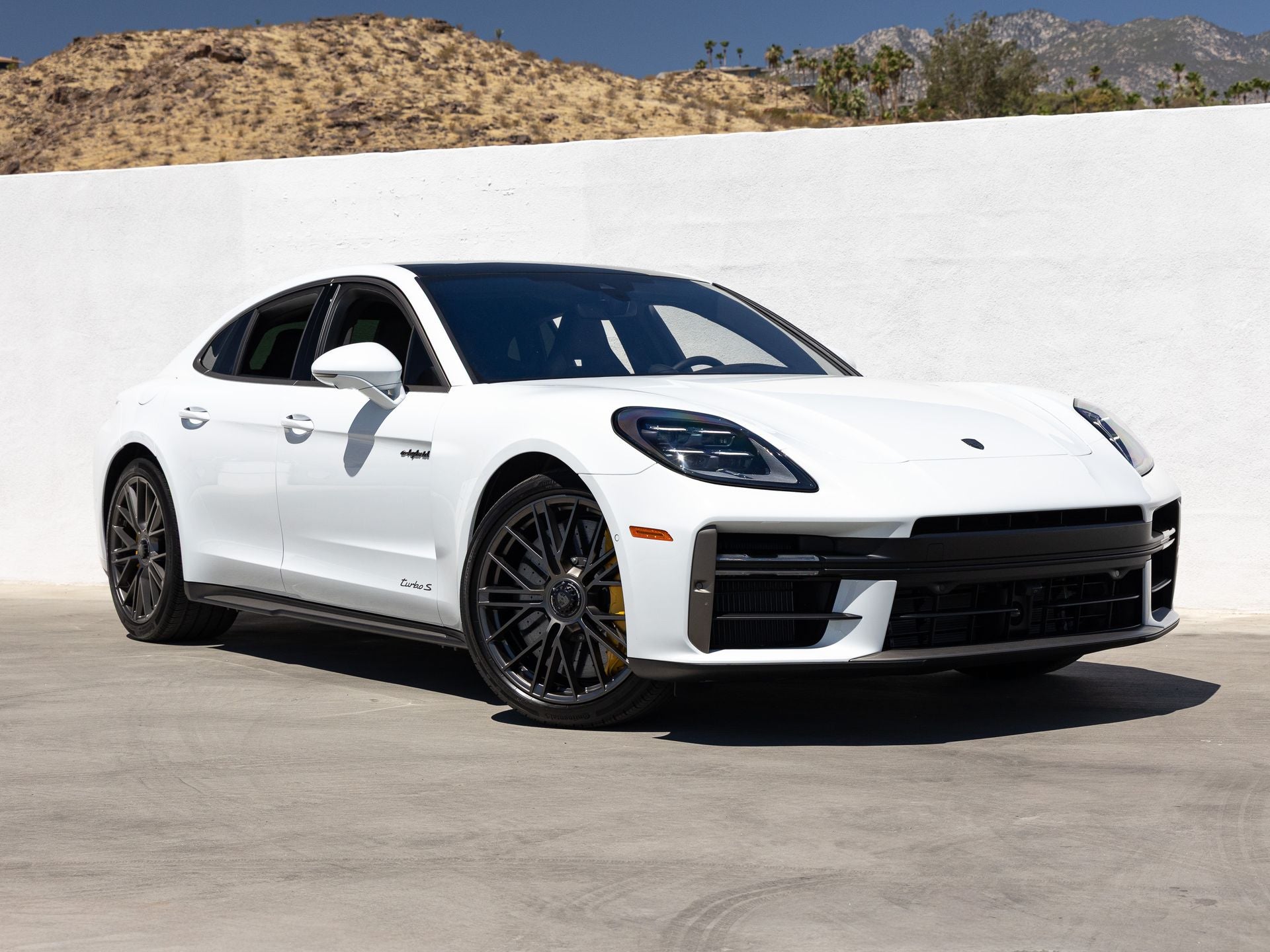 2026 Porsche Panamera Turbo S E-Hybrid