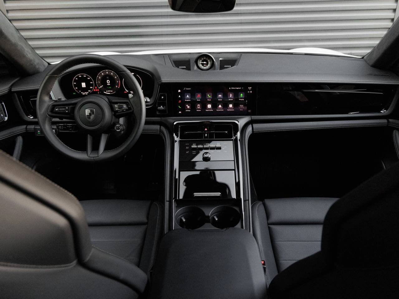 2026 Porsche Panamera Turbo S E-Hybrid