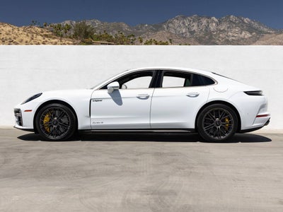 2026 Porsche Panamera Turbo S E-Hybrid