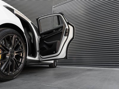 2026 Porsche Panamera Turbo S E-Hybrid
