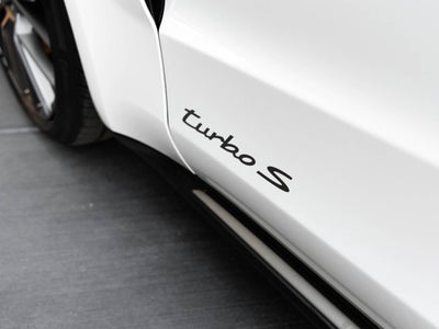 2026 Porsche Panamera Turbo S E-Hybrid