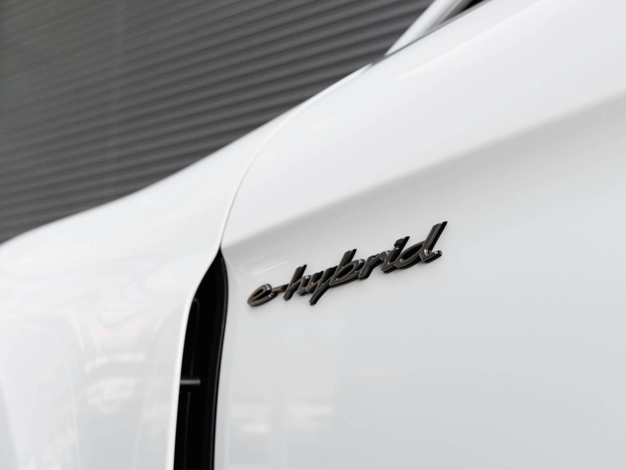 2026 Porsche Panamera Turbo S E-Hybrid