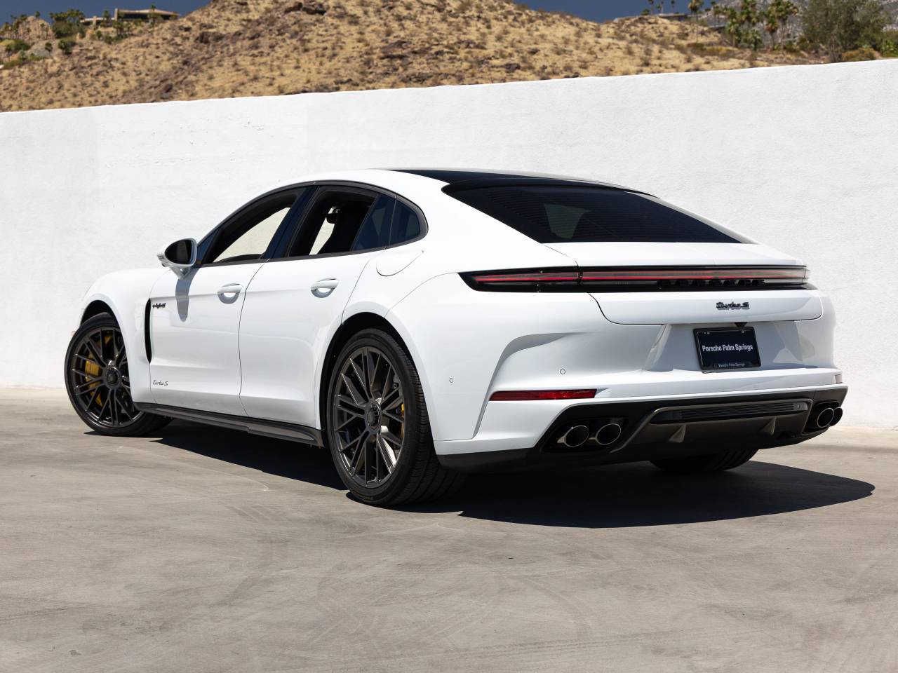 2026 Porsche Panamera Turbo S E-Hybrid
