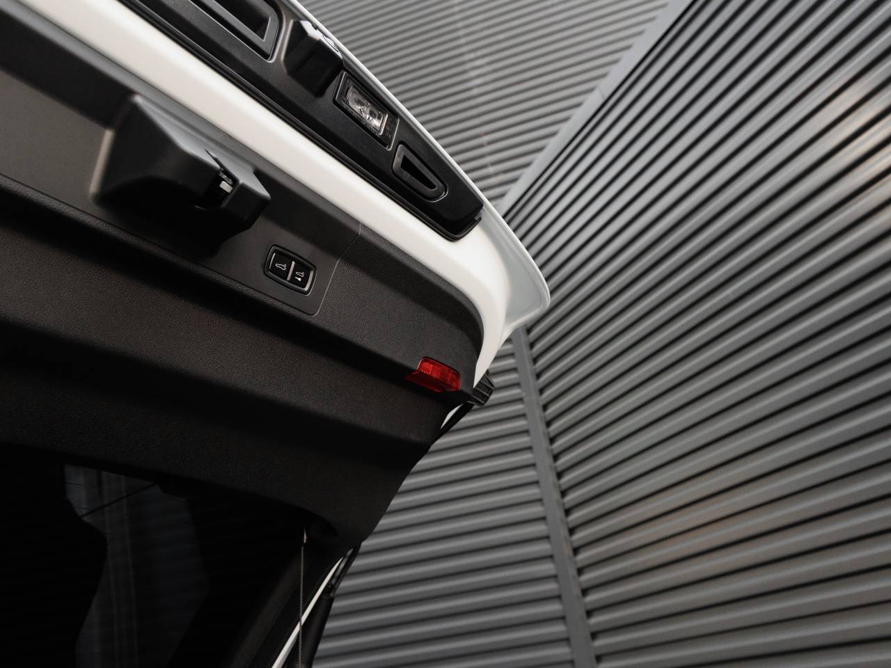 2026 Porsche Panamera Turbo S E-Hybrid