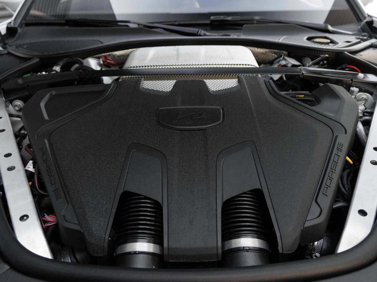 2026 Porsche Panamera Turbo S E-Hybrid