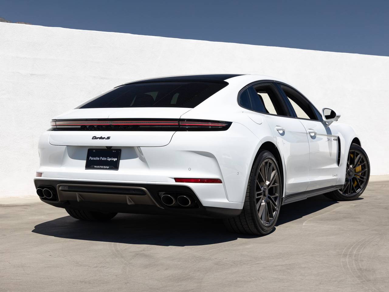 2026 Porsche Panamera Turbo S E-Hybrid