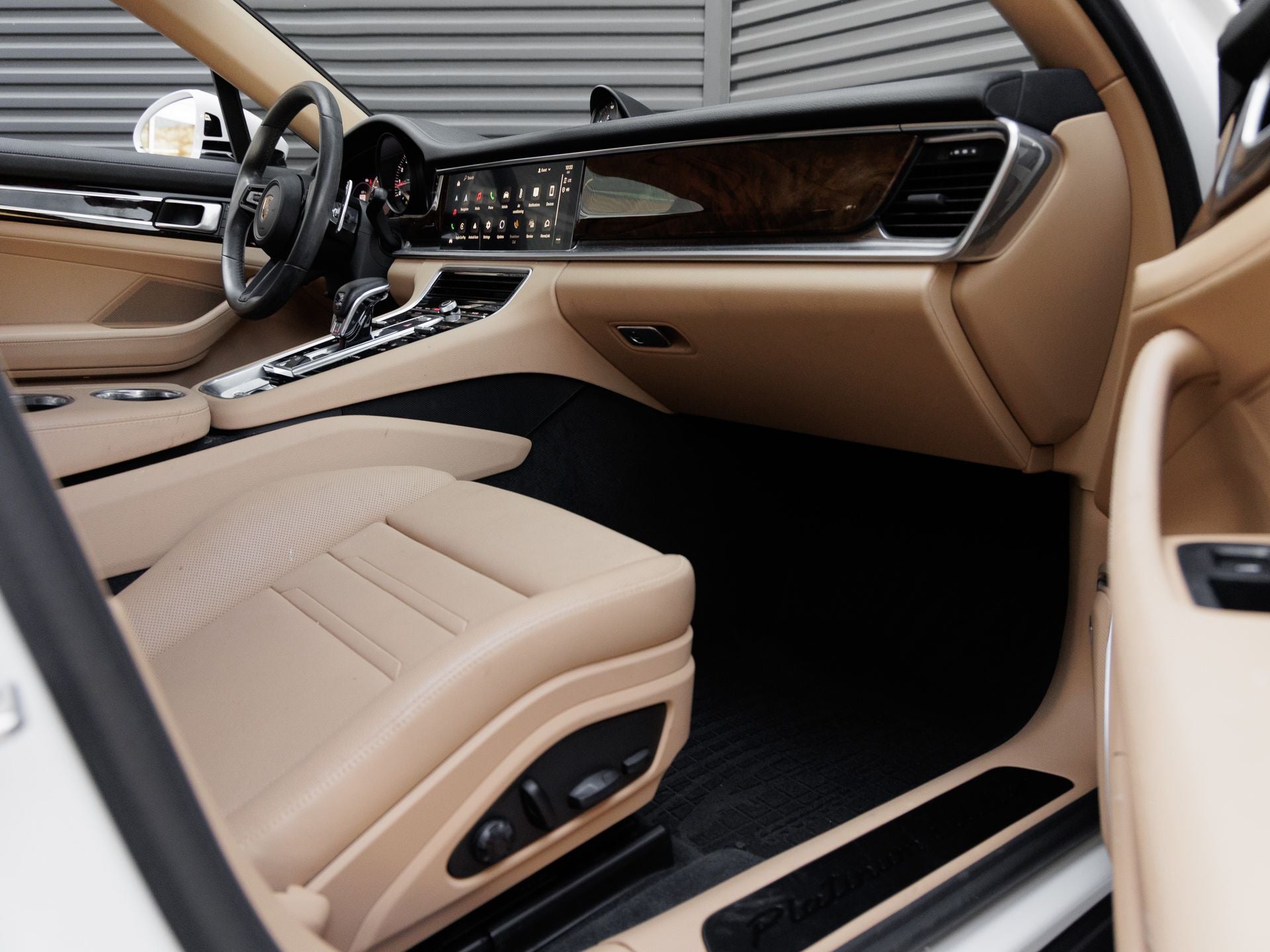 2023 Porsche Panamera Panamera Platinum Edition