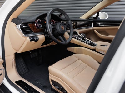 2023 Porsche Panamera Panamera Platinum Edition