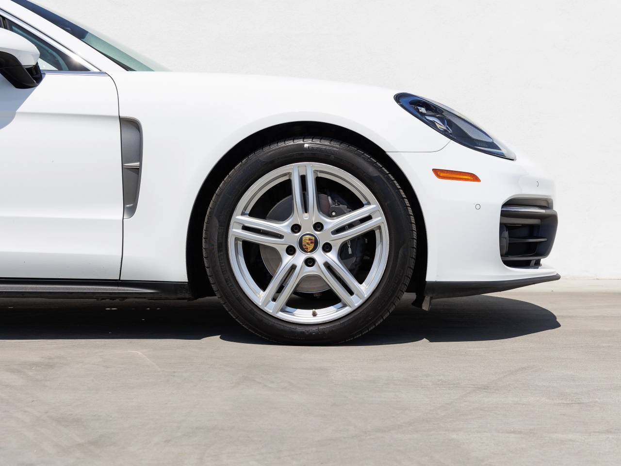 2023 Porsche Panamera Panamera Platinum Edition