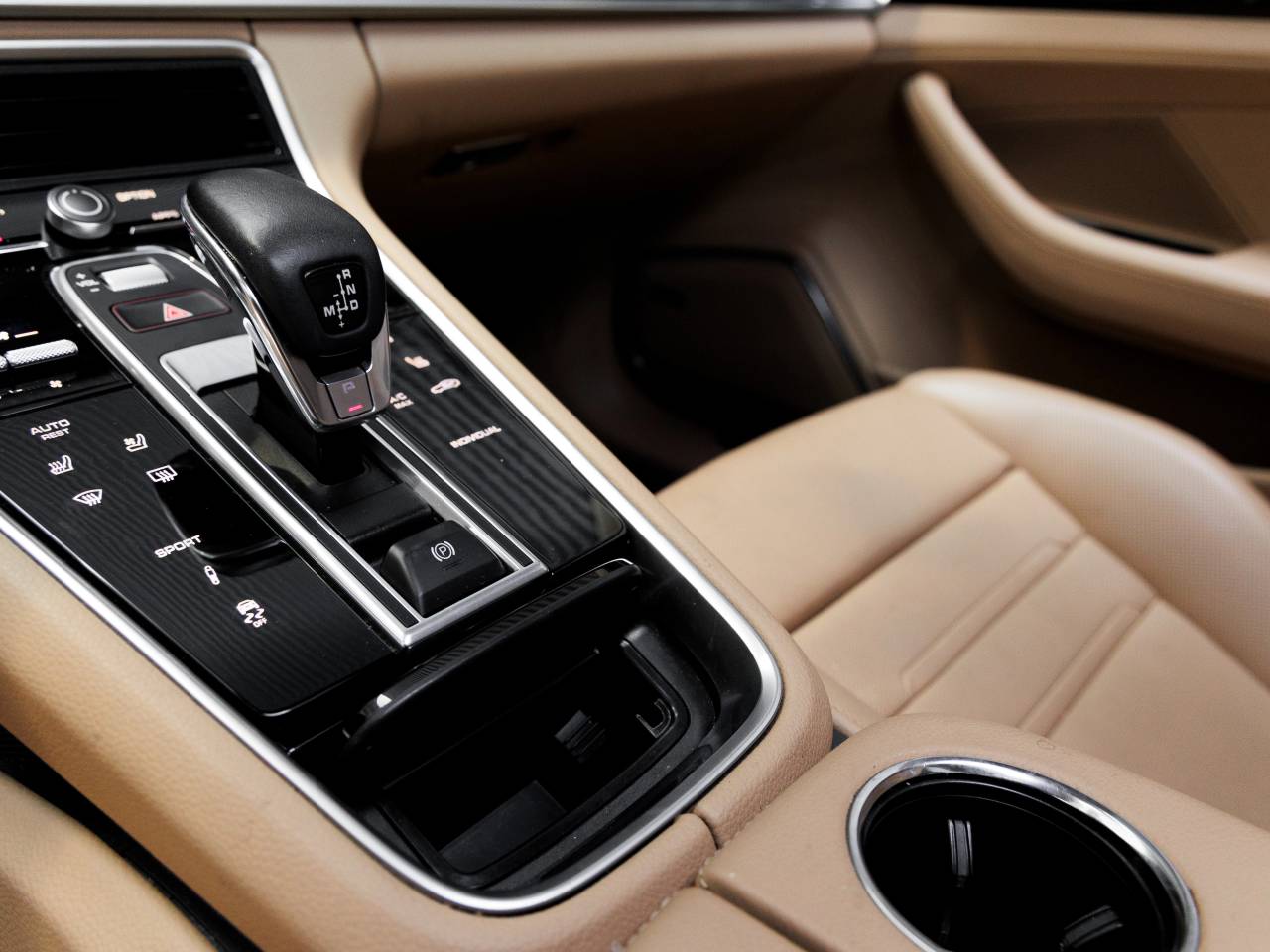 2023 Porsche Panamera Panamera Platinum Edition