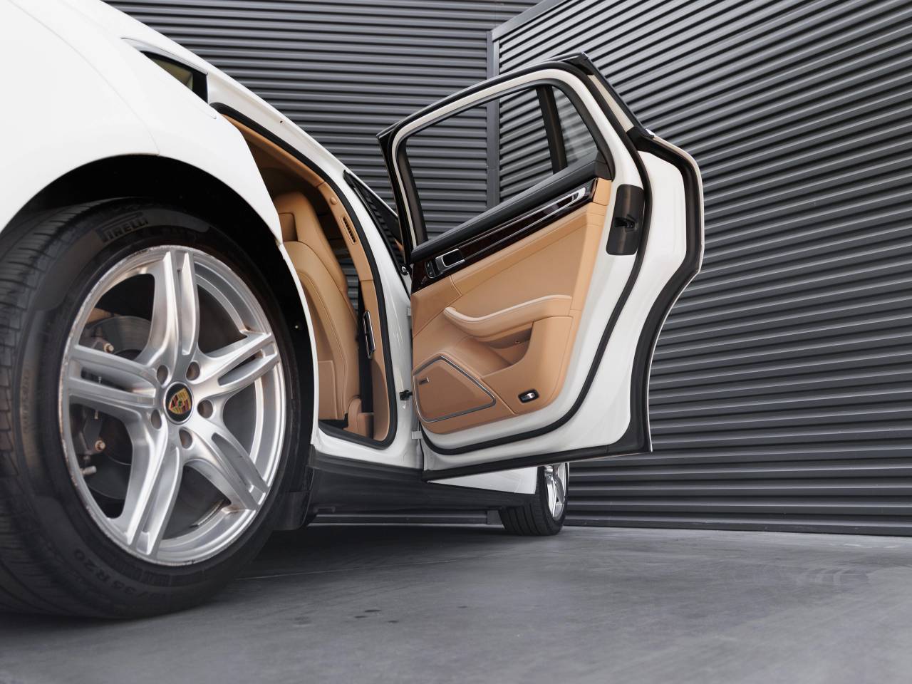 2023 Porsche Panamera Panamera Platinum Edition