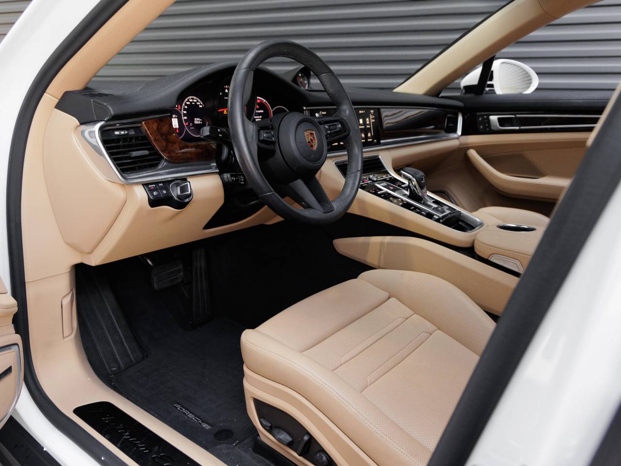 2023 Porsche Panamera Panamera Platinum Edition