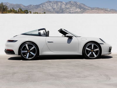 2022 Porsche 911 Targa 4S
