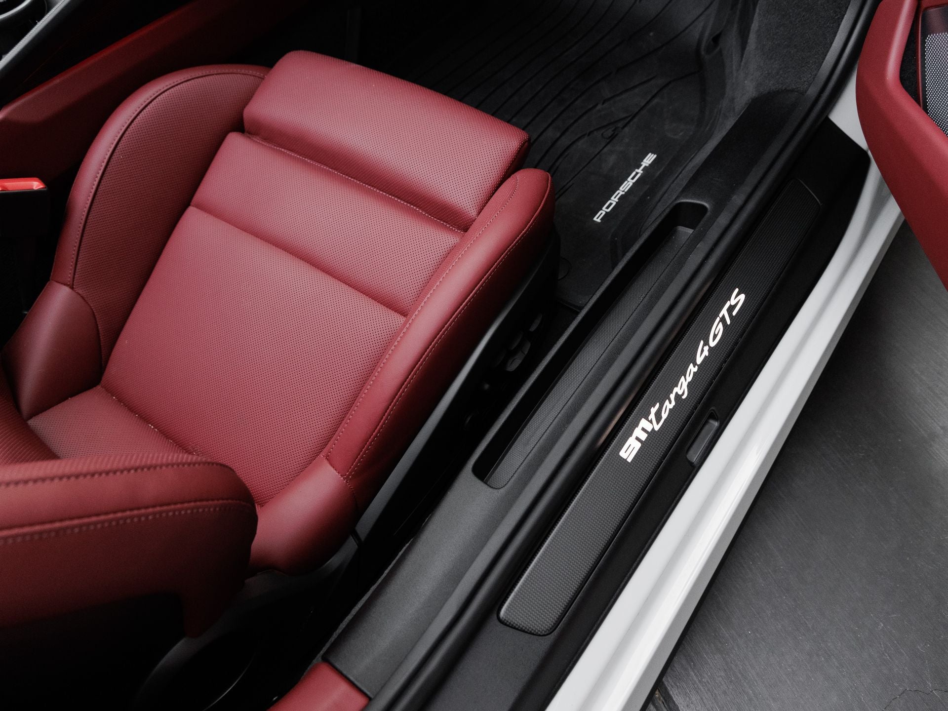 2024 Porsche 911 911 Targa 4 GTS (MY24)