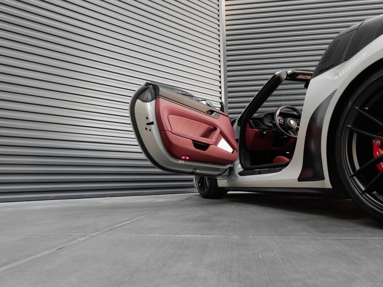 2024 Porsche 911 911 Targa 4 GTS (MY24)