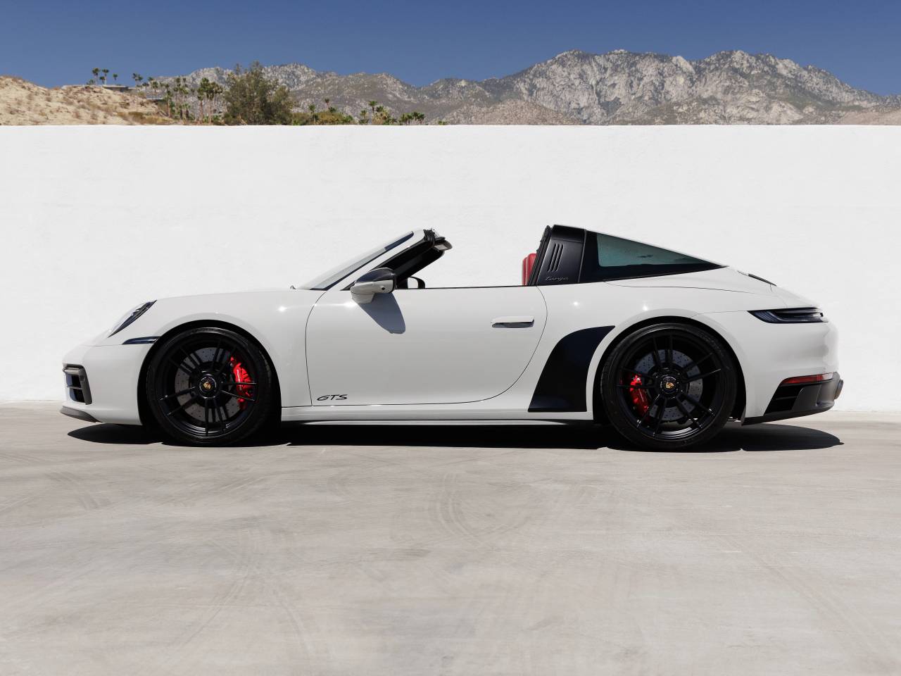 2024 Porsche 911 911 Targa 4 GTS (MY24)