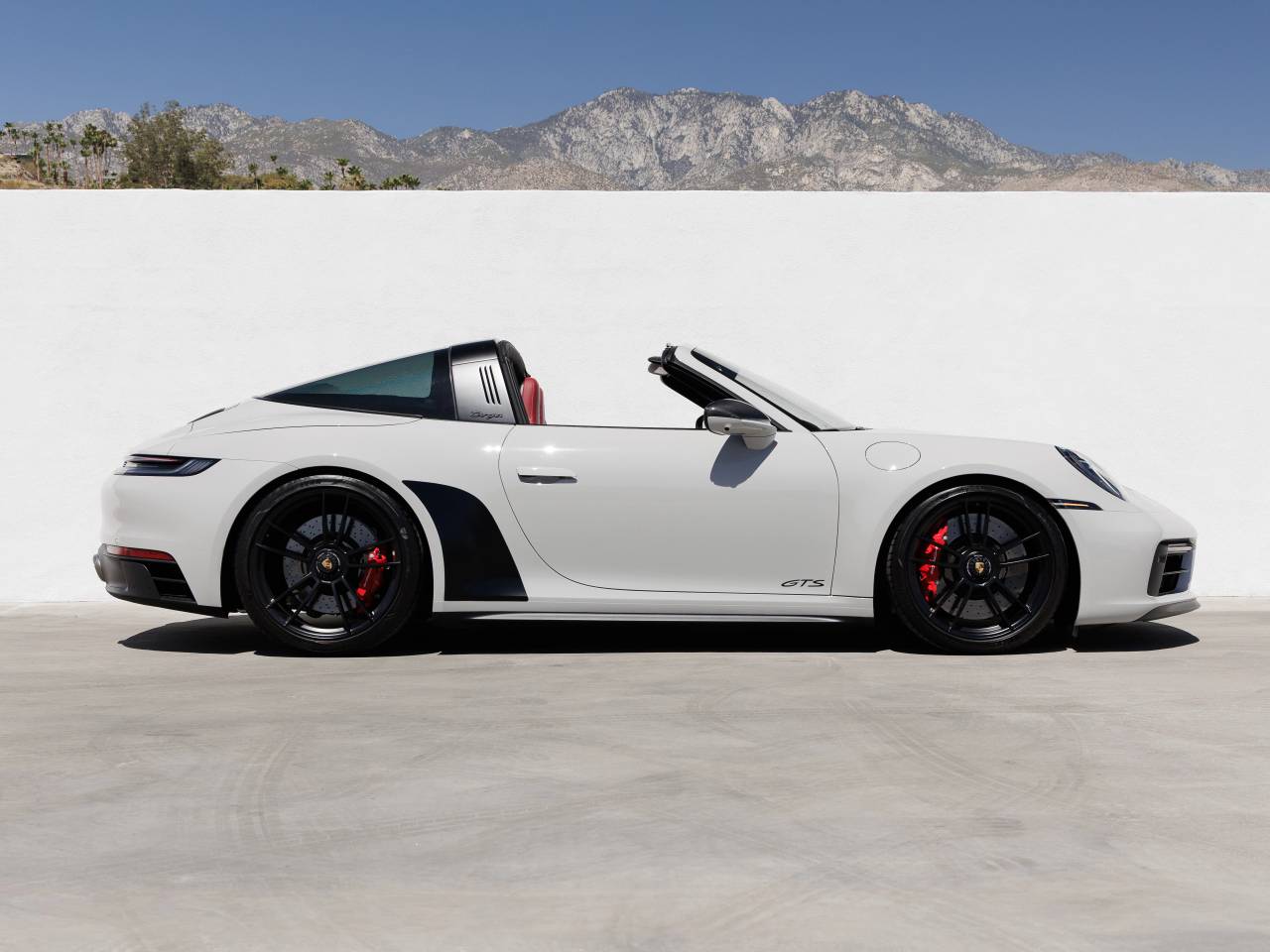 2024 Porsche 911 911 Targa 4 GTS (MY24)