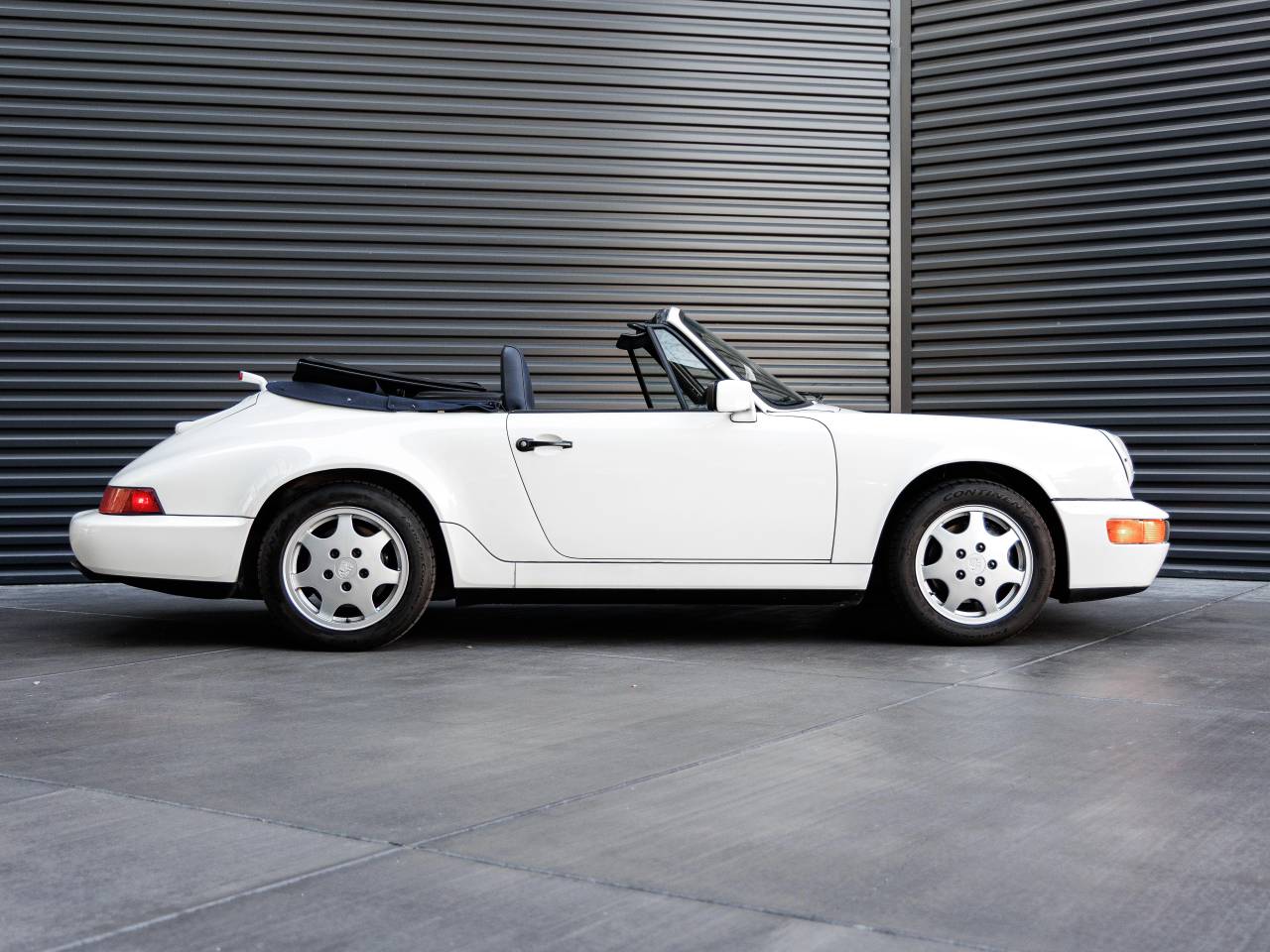 1991 Porsche 911 Carrera 2