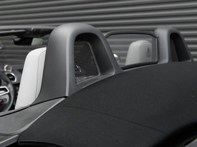 2025 Porsche 718 Boxster S