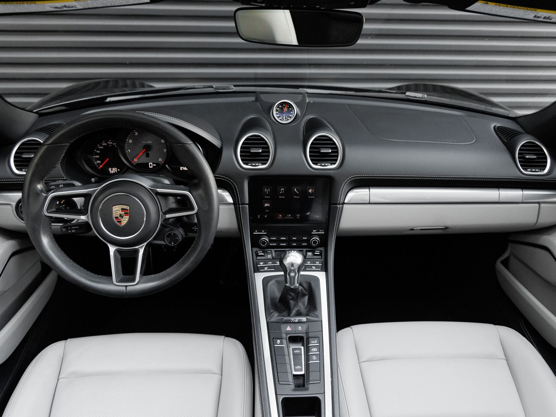 2025 Porsche 718 Boxster S