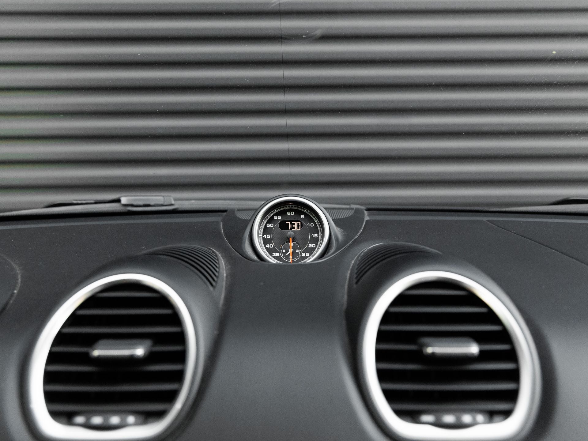 2025 Porsche 718 Boxster S