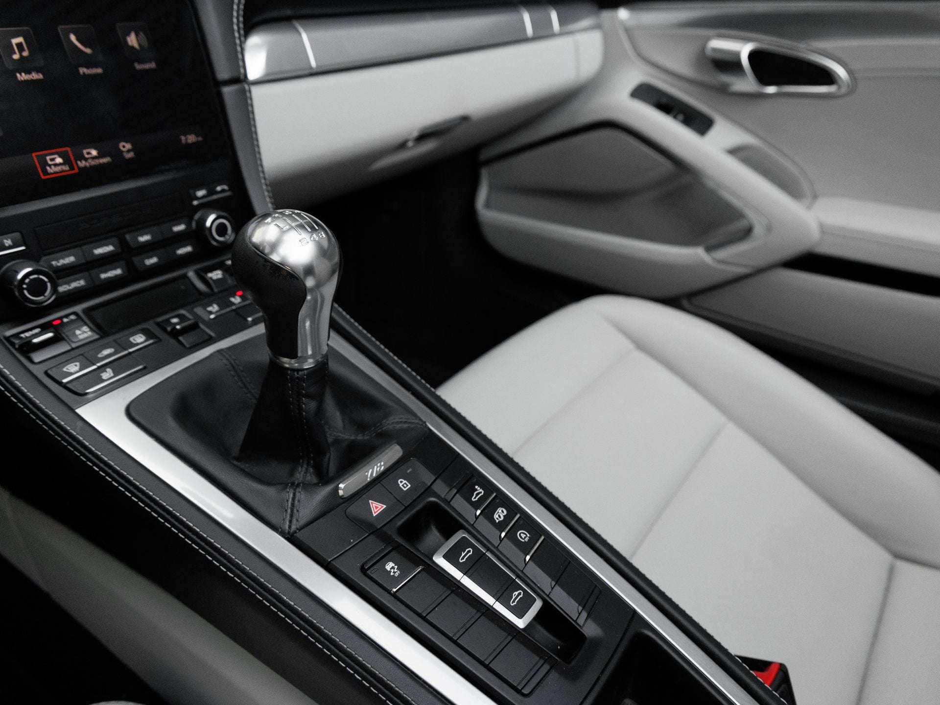 2025 Porsche 718 Boxster S