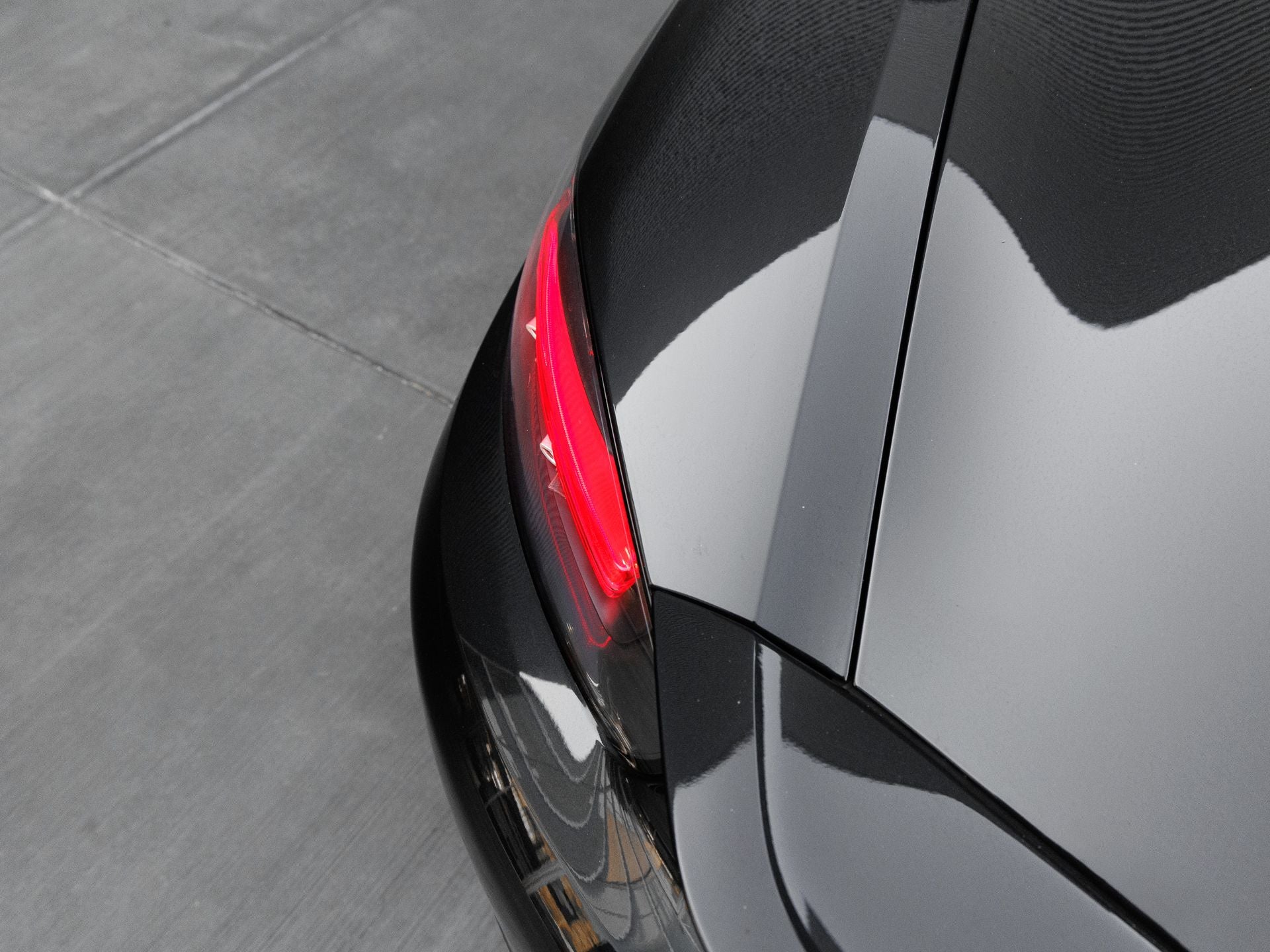 2025 Porsche 718 Boxster S