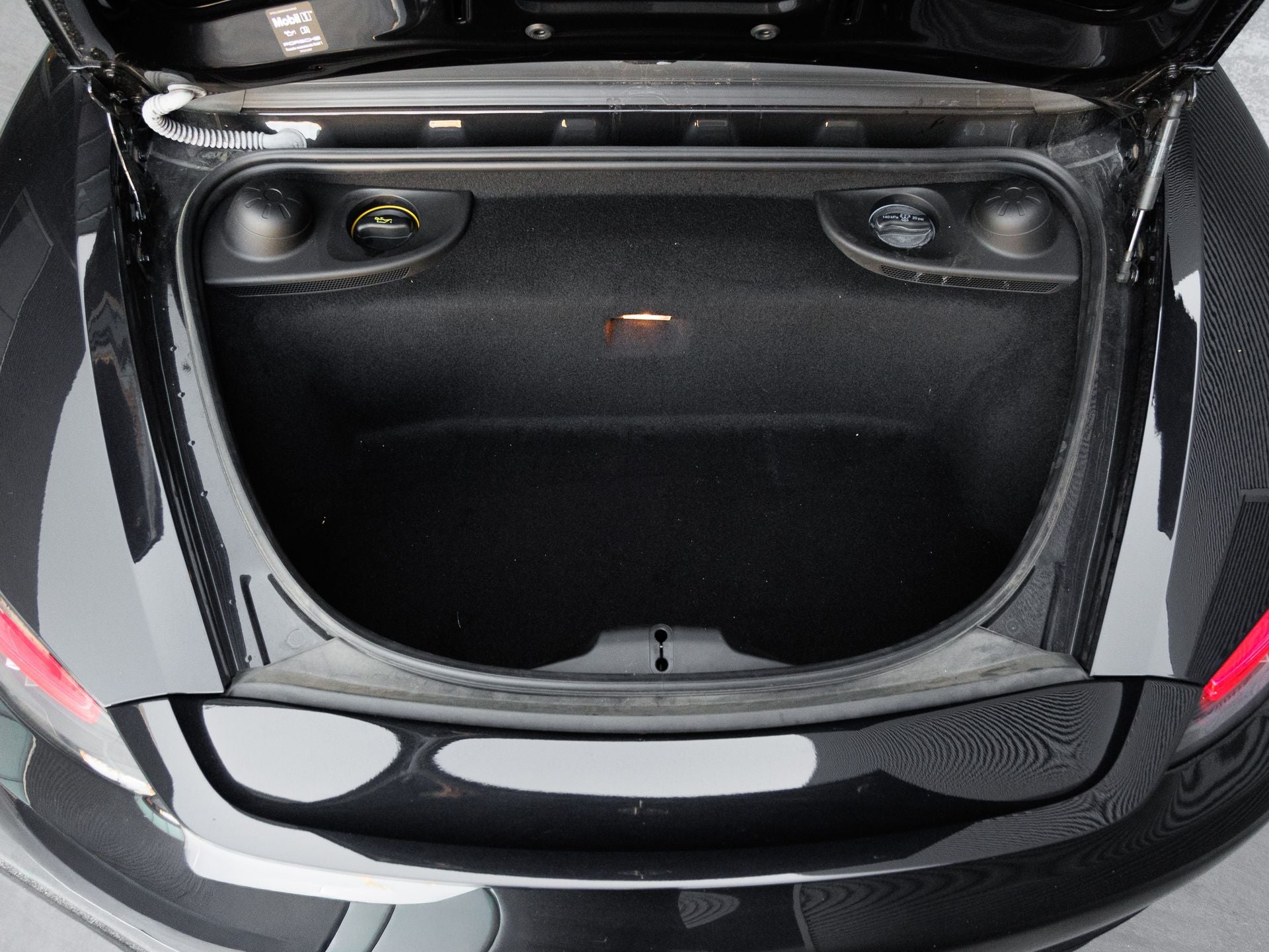 2025 Porsche 718 Boxster S